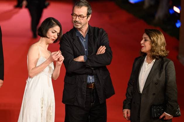 News - Festa del Cinema Roma 2025 - DAY 8 Solmaz Panahi, Andrea Occhipinti and Tahereh Saeedi attend the Yek Tasadof-E Sade (It Was Just An Accident) red carpet during the 20th Rome Film Festival at Auditorium Parco Della Musica on October 22, 2025 in Rome, Italy. Rome Auditorium Parco della Musica Italy Copyright: xDomenicoxCippitellix xLiveMediax LPN_2095801