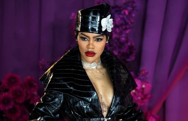 All s Fair London Premiere at Odeon Luxe Leicester Square in London - 22 Oct 2025 Teyana Taylor attends the All s Fair London Premiere at Odeon Luxe Leicester Square. London United Kingdom Copyright: xFredxDuvalx xSOPAxImagesx FD_Alls_Fair_35
