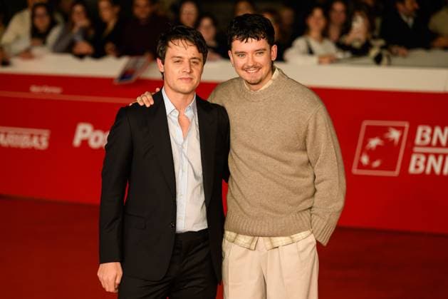 News - Festa del Cinema Roma 2025 - DAY 8 Oscar Boyson and Asa Butterfield attend the Our Hero, Balthazar red carpet during the 20th Rome Film Festival at Auditorium Parco Della Musica on October 22, 2025 in Rome, Italy. Rome Auditorium Parco della Musica Italy Copyright: xDomenicoxCippitellix xLiveMediax LPN_2096118