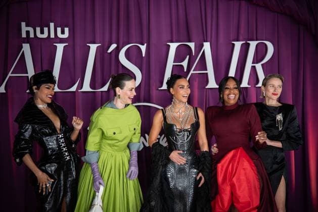 All s Fair London Premiere at Odeon Luxe Leicester Square in London - 22 Oct 2025 Teyana Taylor, Sarah Paulson, Kim Kardashian, Niecy Nash-Betts and Naomi Watts attend the All s Fair London Premiere at Odeon Luxe Leicester Square. London United Kingdom Copyright: xLoredanaxSangiulianox xSOPAxImagesx LSangiuliano-9660