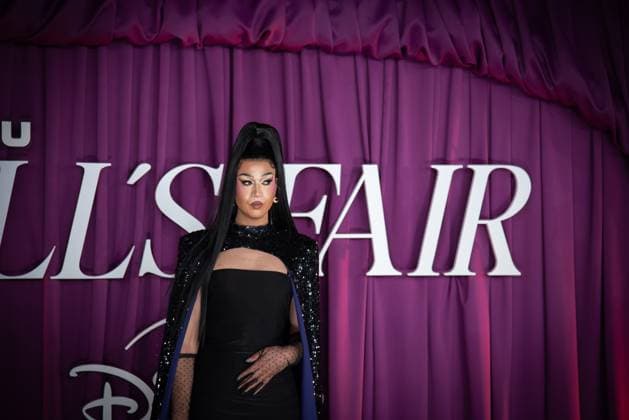 All s Fair London Premiere at Odeon Luxe Leicester Square in London - 22 Oct 2025 Tia Kofi attends the All s Fair London Premiere at Odeon Luxe Leicester Square. London United Kingdom Copyright: xLoredanaxSangiulianox xSOPAxImagesx LSangiuliano-9265