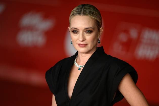 October 22, 2025, Rome, Italy: Carolina Crescentina, wearing Valentino and Bulgari Jewellery, attends the Mrs Playmen red carpet during the 20th Rome Film Festival at Auditorium Parco della Musica in Rome (Italy), October 22, 2025. Rome Italy  - ZUMAi110 20251022_zna_i110_108 Copyright: xAndreaxStacciolix