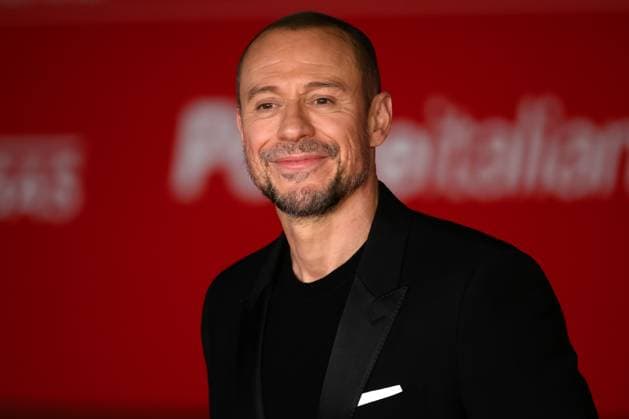 October 22, 2025, Rome, Italy: Stefano Accorsi, wearing Dolce and Gabbana, attends the La Lezione red carpet during the 20th Rome Film Festival at Auditorium Parco della Musica in Rome (Italy), October 22, 2025. Rome Italy  - ZUMAi110 20251022_zna_i110_153 Copyright: xAndreaxStacciolix