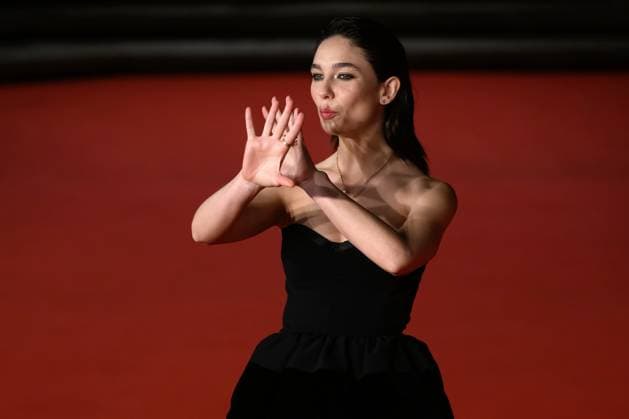 October 22, 2025, Rome, Italy: Matilda De Angelis, wearing Fendi attends the La Lezione red carpet during the 20th Rome Film Festival at Auditorium Parco della Musica in Rome (Italy), October 22, 2025. Rome Italy  - ZUMAi110 20251022_zna_i110_225 Copyright: xAndreaxStacciolix