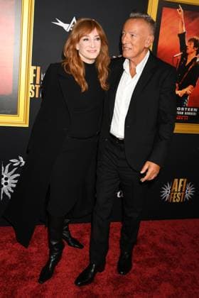 HOLLYWOOD, CALIFORNIA - OCTOBER 22: Bruce Springsteen and Patti Scialfa at the 2025 AFI Fest opening night gala premiere of Springsteen: Deliver Me From Nowhere at TCL Chinese Theatre on October 22, 2025 in Hollywood, California Copyright: xJeffreyxMayerx xMediaPunchx