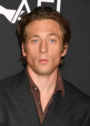 HOLLYWOOD, CALIFORNIA - OCTOBER 22:Jeremy Allen White at the 2025 AFI Fest opening night gala premiere of Springsteen: Deliver Me From Nowhere at TCL Chinese Theatre on October 22, 2025 in Hollywood, California Copyright: xJeffreyxMayerx xMediaPunchx