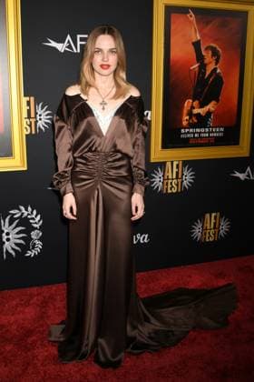 HOLLYWOOD, CALIFORNIA - OCTOBER 22: Odessa Young at the 2025 AFI Fest opening night gala premiere of Springsteen: Deliver Me From Nowhere at TCL Chinese Theatre on October 22, 2025 in Hollywood, California Copyright: xJeffreyxMayerx xMediaPunchx