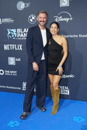 Jochen Schropp and Negah Amiri at the presentation of the Blue Panther TV Streaming Award 2025 at BMW Welt Munich, 22 10 2025 Foto:xN.xKolinzx xFuturexImagex panther_5085