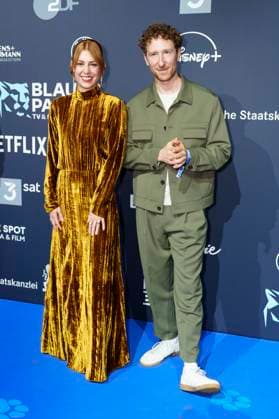 Eva Schulz and Louis Klamroth at the presentation of the Blue Panther TV Streaming Award 2025 at BMW Welt Munich, 22 10 2025 Foto:xN.xKolinzx xFuturexImagex panther_5219