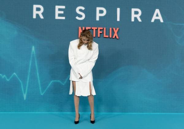 Photocall of the second season of Respira Madrid Actress Najwa Nimri attends the photocall of the second season of the series Respira at the Hotel VP Plaza de Espana Designn, 23 October 2025, in Madrid Spain The series, set in the Valencian Community, follows the daily life of the Joaquín Sorolla hospital and the eight chapters of the new season deal with the consequences of its privatization 23 OCTOBER 2025 TELEVISION SERIES PREMIERE Madrid Madrid Spain  Copyright: xEduardoxParrax 7049468