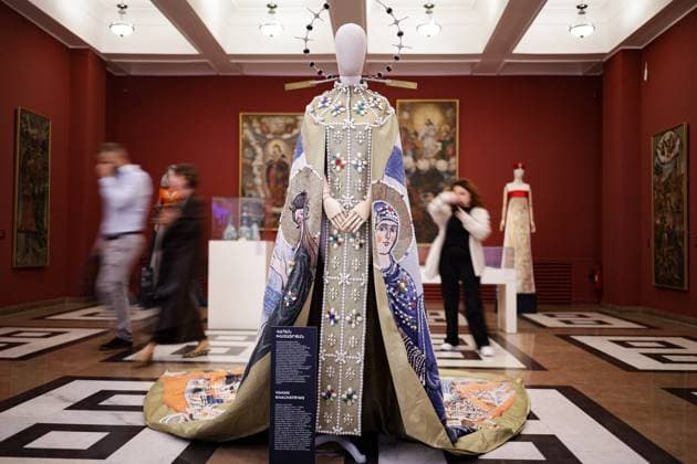 ARMENIA, YEREVAN - OCTOBER 23, 2025: A ceremony takes place to open Yerevan Fashion Week 2025 at the National Gallery of Armenia, the 3rd edition starting with an exhibition on art and fashion Yerevan Armenia  - ZUMAt113 20251023_zaa_t113_326 Copyright: xAlexanderxPatrinx
