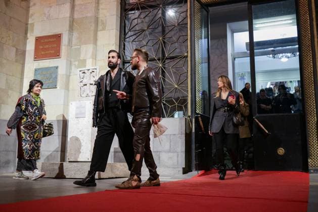 ARMENIA, YEREVAN - OCTOBER 23, 2025: Guests attend a ceremony to open Yerevan Fashion Week 2025 at the National Gallery of Armenia, the 3rd edition starting with an exhibition on art and fashion Yerevan Armenia  - ZUMAt113 20251023_zaa_t113_363 Copyright: xAlexanderxPatrinx