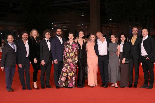 20th Rome Film Festival, red carpet for the film Roberto Rossellini, More Than a Lifetime Rome Film Fest, 20th edition, red carpet for the film Roberto Rossellini, More Than a Life. In the photo Isabella Rossellini. Kasia Smutniak , Alessandro Rossellini Raffaele Brunetti , Pierluigi Gigante . Rome, Italy 23 October 2025, Credit:Maria Laura Antonelli Avalon Italy, Rome Copyright: xMariaxLauraxAntonellix xAvalonx 1047683902