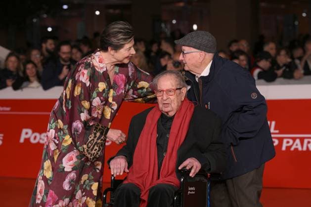 20th Rome Film Festival, red carpet for the film Roberto Rossellini, More Than a Lifetime Rome Film Fest, 20th edition, red carpet for the film Roberto Rossellini, More Than a Life. In the photo Isabella Rossellini e Tinto Brass. . Rome, Italy 23 October 2025, Credit:Maria Laura Antonelli Avalon Italy, Rome  Copyright: xMariaxLauraxAntonellix xAvalonx 1047684023
