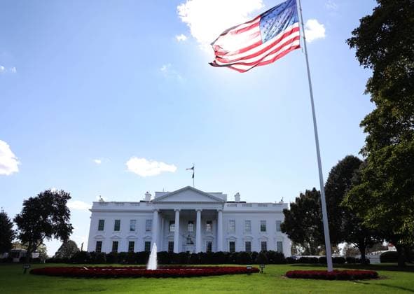 October 23, 2025, Washington Dc, Virginia, USA: The White House is seen in Washington, DC, USA, on October 23, 2025. President Donald Trump planned to construct a ballroom in the West Wing of the White House. US President Donald Trump thanked billionaires and top companies for donating to the new 50 million ballroom he is building at the White House. The guests included representatives from tech firms like Amazon, Apple, Meta, Google, Microsoft and Palantir and defense giant Lockheed Martin, according to US media citing a White House guest list. Washington Dc USA - ZUMAs337 20251023_znp_s337_015 Copyright: xGentxShkullakux
