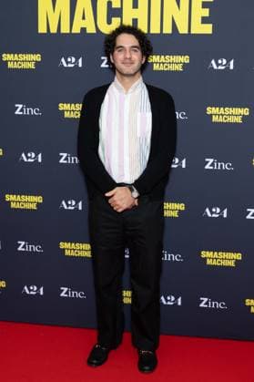 Smashing Machine Paris Film Premiere Benny Safdie attends Smashing Machine Paris Film Premiere at Pathe BNP Paribas on October 23, 2025 in Paris, France. Photo by Nasser Berzane ABACAPRESS.COM Paris France  Copyright: xBerzanexNasser ABACAx