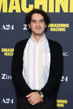 Smashing Machine Paris Film Premiere Benny Safdie attends Smashing Machine Paris Film Premiere at Pathe BNP Paribas on October 23, 2025 in Paris, France. Photo by Nasser Berzane ABACAPRESS.COM Paris France  Copyright: xBerzanexNasser ABACAx