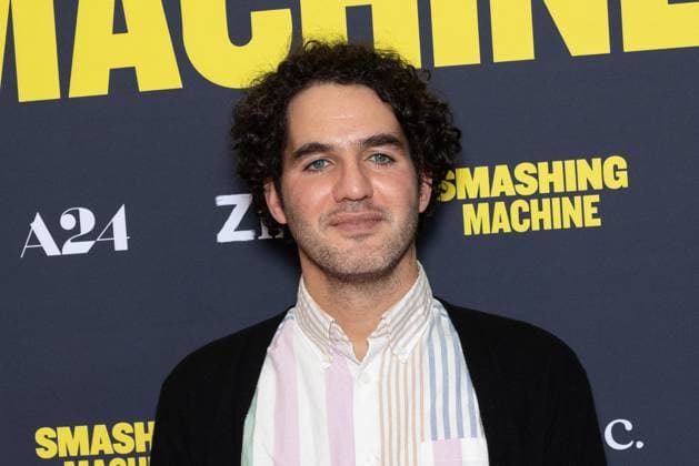 Smashing Machine Paris Film Premiere Benny Safdie attends Smashing Machine Paris Film Premiere at Pathe BNP Paribas on October 23, 2025 in Paris, France. Photo by Nasser Berzane ABACAPRESS.COM Paris France  Copyright: xBerzanexNasser ABACAx