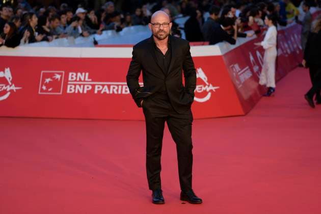 Io sono Rosa Ricci red carpet in Rome, Italy - 23 Oct 2025 Raiz attends the Io sono Rosa Ricci red carpet during the Rome Film Fest 2025 at Auditorium Parco della Musica. Rome Italy Copyright: xMarioxCartellix xSOPAxImagesx _DSC0553