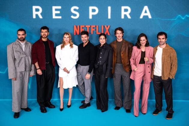 October 24, 2025, Madrid, Madrid, SPAIN: Xoan Forneas, Alfonso Bassave, Najwa Nimri, Carlos Montero, Pablo Alboran, Blanca Suarez, Manu Rios, Aitana Sanchez-Gijon and Borja Luna attend the photocall for the presentation of the second season of Respira , the Netflix drama series. Madrid SPAIN - ZUMAc270 20251024_zip_c270_039 Copyright: xDavidxCruzxSanzx