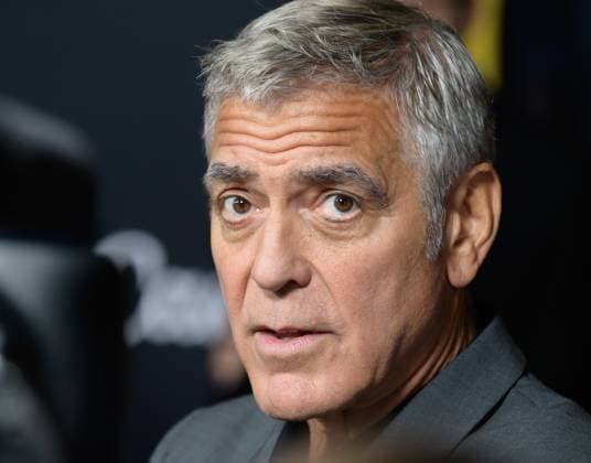 Jay Kelly Premiere - Los Angeles, USA LOS ANGELES, USA. October 23, 2025: George Clooney at the AFI FEST premiere for Jay Kelly at the TCL Chinese Theatre. Los Angeles CA USA  Copyright: xPaulxSmith Featureflashx