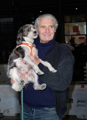 Jay Kelly Premiere - Los Angeles, USA LOS ANGELES, USA. October 23, 2025: Michael Nouri & dog Charlie at the AFI FEST premiere for Jay Kelly at the TCL Chinese Theatre. Los Angeles CA USA  Copyright: xPaulxSmith Featureflashx