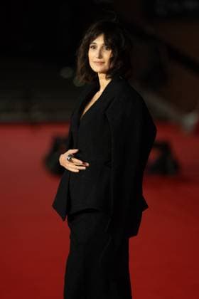 Prima Di Noi - Red Carpet - The 20th Rome Film Festival Linda Caridi attends the Prima Di Noi red carpet during the 20th Rome Film Festival at Auditorium Parco Della Musica in Rome, Italy, on October 23, 2025. Rome Italy  Copyright: xLucaxCarlinox originalFilename: carlino-notitle251023_npeMb.jpg