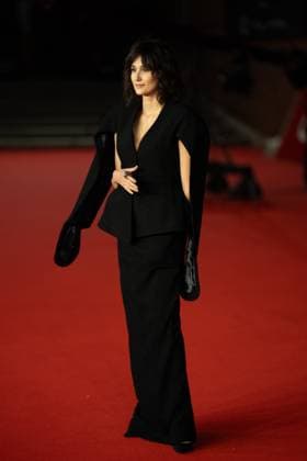 Prima Di Noi - Red Carpet - The 20th Rome Film Festival Linda Caridi attends the Prima Di Noi red carpet during the 20th Rome Film Festival at Auditorium Parco Della Musica in Rome, Italy, on October 23, 2025. Rome Italy  Copyright: xLucaxCarlinox originalFilename: carlino-notitle251023_np4k1.jpg