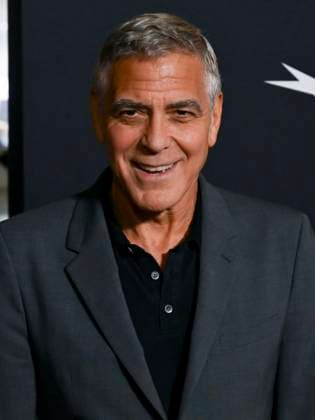 October 23, 2025, Hollywood, California, USA: American actor, filmmaker, activist, and humanitarian GEORGE CLOONEY attends AFI FEST Presented By Red Carpet Premiere of Jay Kelly Hollywood USA - ZUMAb173 20251023_aap_b173_018 Copyright: xBillyxBennightx