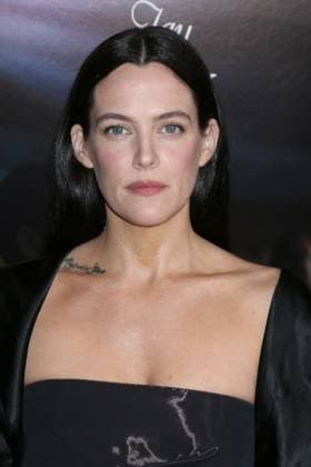 USA - 2025 AFI FEST - Jay Kelly Premiere - Los Angeles LOS ANGELES - OCT 23: Riley Keough at the 2025 AFI FEST - Jay Kelly Premiere at the TCL Chinese Theater IMAX on October 23, 2025 in Los Angeles, CA Los Angeles CA USA  Copyright: xKathyxHutchinsx xHutchinsxPhotox
