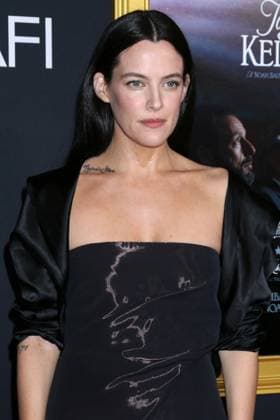 USA - 2025 AFI FEST - Jay Kelly Premiere - Los Angeles LOS ANGELES - OCT 23: Riley Keough at the 2025 AFI FEST - Jay Kelly Premiere at the TCL Chinese Theater IMAX on October 23, 2025 in Los Angeles, CA Los Angeles CA USA  Copyright: xKathyxHutchinsx xHutchinsxPhotox