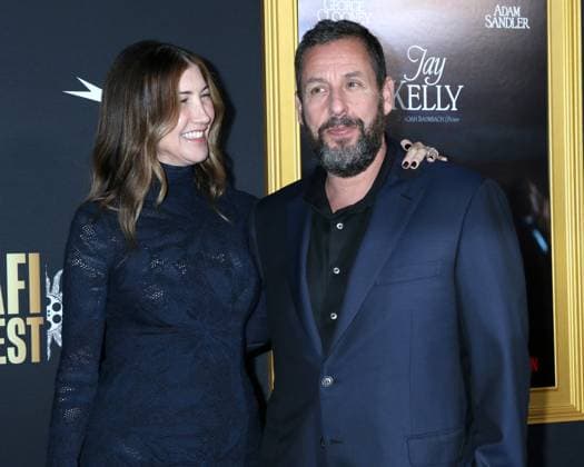 USA - 2025 AFI FEST - Jay Kelly Premiere - Los Angeles LOS ANGELES - OCT 23: Jackie Sandler, Adam Sandler at the 2025 AFI FEST - Jay Kelly Premiere at the TCL Chinese Theater IMAX on October 23, 2025 in Los Angeles, CA Los Angeles CA USA  Copyright: xKathyxHutchinsx xHutchinsxPhotox