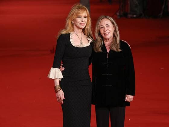 Rome Cinema Fest 2025 evening 9 - Red carpet of the film Desperately Seeking Susan Rosanna Arquette and Susan Seidelman attending the red carpet event for the film Desperately Seeking Susan at the Rome Cinema Fest 2025 evening 9. Rome, Italy, October 23, 2025. Photo by IPA ABACAPRESS.COM Rome Italy  Copyright: xIPA ABACAx