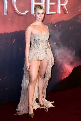 Joelle Rae at the world premiere of season 4 of the Netflix series The Witcher at Curzon Mayfair London, 23 10 2025 Foto:xS.xVasx xFuturexImagex witcher_5029