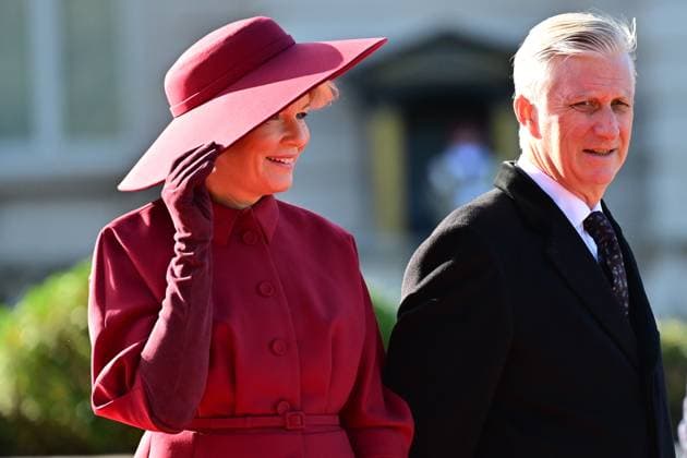 Entertainment Themen der Woche KW43 Entertainment Bilder des Tages Queen Mathilde of Belgium and King Philippe - Filip of Belgium pictured during a visit of the Grand Duke and Grand Duchess of Luxembourg to Belgium at the invitation of the King and Queen, at the Royal Palace, in Brussels, on Friday 24 October 2025. This is their first visit abroad since their inauguration on 03 October 2025.  DIRKxWAEM 137796042