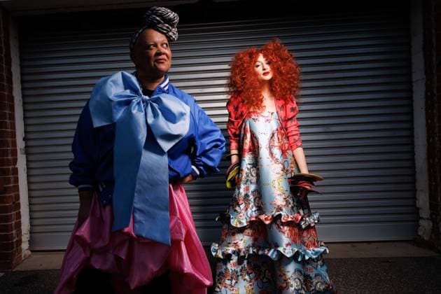 MELBOURNE FASHION WEEK 2025, Guests and arrivals ahead of Student Collections runwayMelbourne Fashion Week at Younghusband, Melbourne, Friday, October 24, 2025. ( NO ARCHIVING MELBOURNE VICTORIA AUSTRALIA  Copyright: xNADIRxKINANIx 20251024130300989449