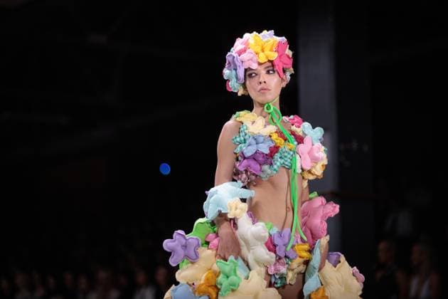 MELBOURNE FASHION WEEK 2025, Model Wearing design by Stephanie Hookey during Melbourne Fashion Week at Younghusband, Melbourne, Friday, October 24, 2025. ( NO ARCHIVING MELBOURNE VICTORIA AUSTRALIA  Copyright: xNADIRxKINANIx 20251024114285326002