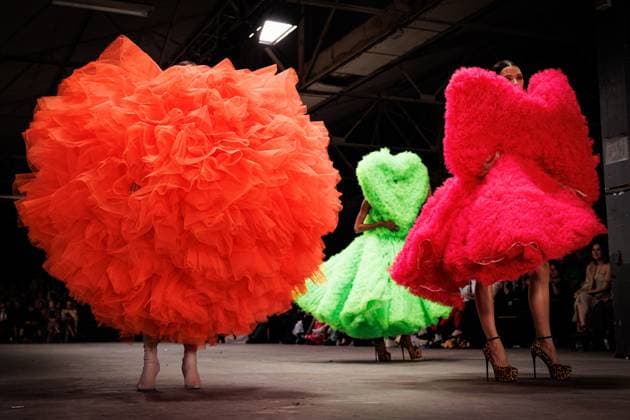 MELBOURNE FASHION WEEK 2025, Models Wearing design by Leah Wilkinson during Melbourne Fashion Week at Younghusband, Melbourne, Friday, October 24, 2025. ( NO ARCHIVING MELBOURNE VICTORIA AUSTRALIA  Copyright: xNADIRxKINANIx 20251024164863233013