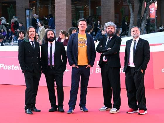: Rome Cinema Fest 2025, day 10 - red carpet Ellroy vs LA In the photo: Francesco Zippel, Calibro 35: Tommaso Colliva, Massimo Martellotta, Enrico Gabrielli, Roberto Dragonetti  - ZUMAp169 20251024_zea_p169_674 Copyright: xMaurizioxD Avanzox