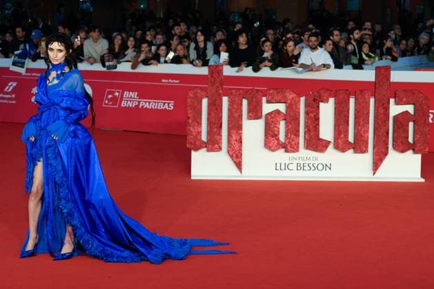News - Festa del Cinema di Roma 2025 Zoe Sidel attends the red carpet of the movie Dracula  during the 20th Rome Film Fest at Auditorium Parco della Musica on October 24, 2025 in Rome, Italy. Rome Auditorium Parco della Musica Italy Copyright: xFabrizioxCorradettix xLiveMediax LPN_2099004