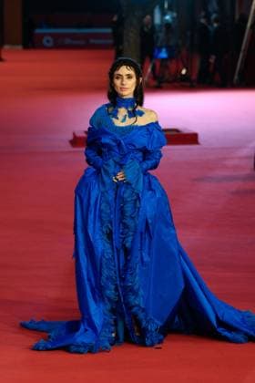 News - Festa del Cinema di Roma 2025 Zoe Sidel attends the red carpet of the movie Dracula  during the 20th Rome Film Fest at Auditorium Parco della Musica on October 24, 2025 in Rome, Italy. Rome Auditorium Parco della Musica Italy Copyright: xFabrizioxCorradettix xLiveMediax LPN_2099053