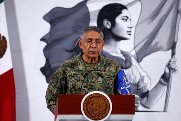 Minister of the Mexico s Navy, Raymundo Morales Angeles, speaks during a briefing about the assistance provided to the population affected by flooding in the states that suffered the most damage from the heavy rains at National Palace. on October 24, 2025 in Mexico City, Mexico. Mexico City Mexico - ZUMAe321 20251024_zia_e321_007 Copyright: xLuisxBarronx
