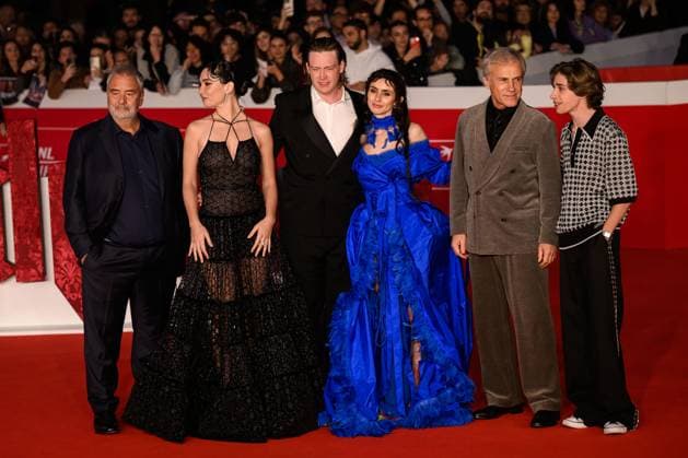 News - Festa del Cinema Roma 2025 Luc Besson, Matilda De Angelis, Caleb Landry Jones, Zoe Bleu Sidel, Christoph Waltz and Raphael Luce attend the DRACULA (DRACULA L AMORE PERDUTO) red carpet during the 20th Rome Film Festival at Auditorium Parco Della Musica on October 24, 2025 in Rome, Italy. Rome Auditorium Parco della Musica Italy Copyright: xDomenicoxCippitellix xLiveMediax LPN_2099270