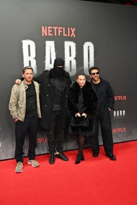 Paco Luca Nitsche, rapper Haftbefehl Aykut Anhan and his wife Nina Anhan and Elyas M Barek at the Babo The Haftbefehl Story Netflix documentary premiere on 24 10 2025 at the Astor Film Lounge in Berlin Babo Netflix Premiere in Berlin