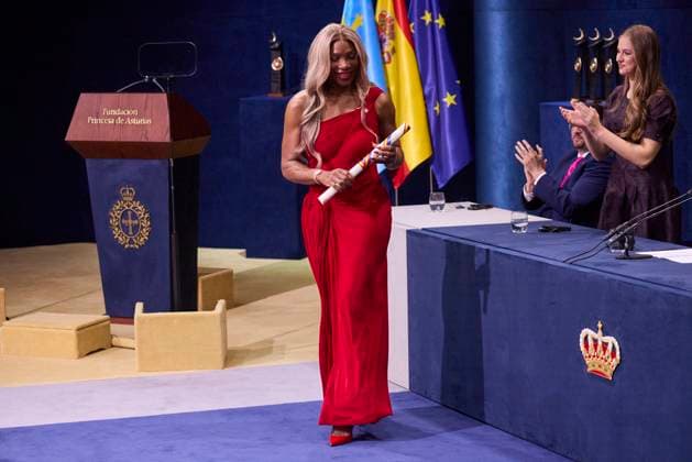 October 24, 2025, Oviedo, Oviedo, Spain: SERENA WILLIAMS attends the Princesa de Asturias Awards 2025 ceremony Oviedo Spain - ZUMAc260 20251024_zep_c260_066 Copyright: xMikexChicorrox