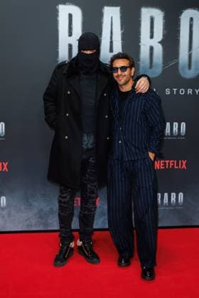 Premiere BABO Die Haftbefehl Story Haftbefehl Aykut Anhan and Elyas M Barek at the premiere of the Netflix documentary BABO Die Haftbefehl Story at the Astor Film Lounge on 22 10 2025 in Berlin Copyright: xEventpressxKochanx