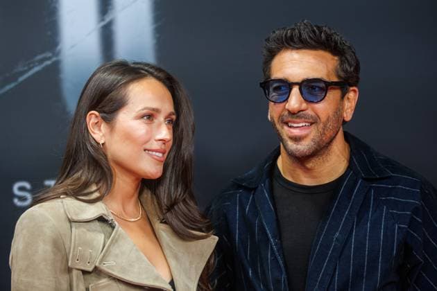 Premiere - BABO - Die Haftbefehl Story - Jessica Riso M Barek und Elyas M Barek bei der Premiere desr Netflix Doku BABO - Die Haftbefehl Story im Astor Film Lounge am 22.10.2025 in Berlin. Copyright: xEventpressxKochanx