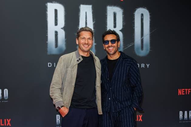 Premiere - BABO - Die Haftbefehl Story - Paco-Luca Nitsche und Elyas M Barek bei der Premiere desr Netflix Doku BABO - Die Haftbefehl Story im Astor Film Lounge am 22.10.2025 in Berlin. Copyright: xEventpressxKochanx