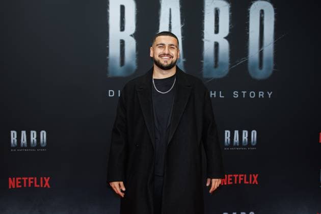 Premiere - BABO - Die Haftbefehl Story - Deniz Ercan bei der Premiere desr Netflix Doku BABO - Die Haftbefehl Story im Astor Film Lounge am 22.10.2025 in Berlin. Copyright: xEventpressxKochanx