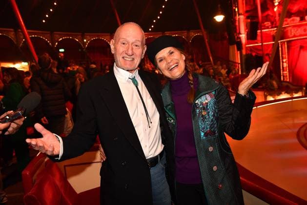 Sepp Schauer and Corinna Binzer at the Roncalli ARTistART premiere in the Werksviertel at Ostbahnhof on 24 10 2025 in Munich Circus Roncalli ARTistART premiere in Munich